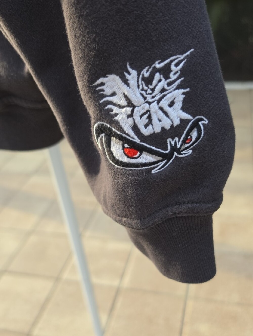 NO FEAR 'Eyes' Sleeve Logo and Flaming Skull Rare Vintage Hoodie